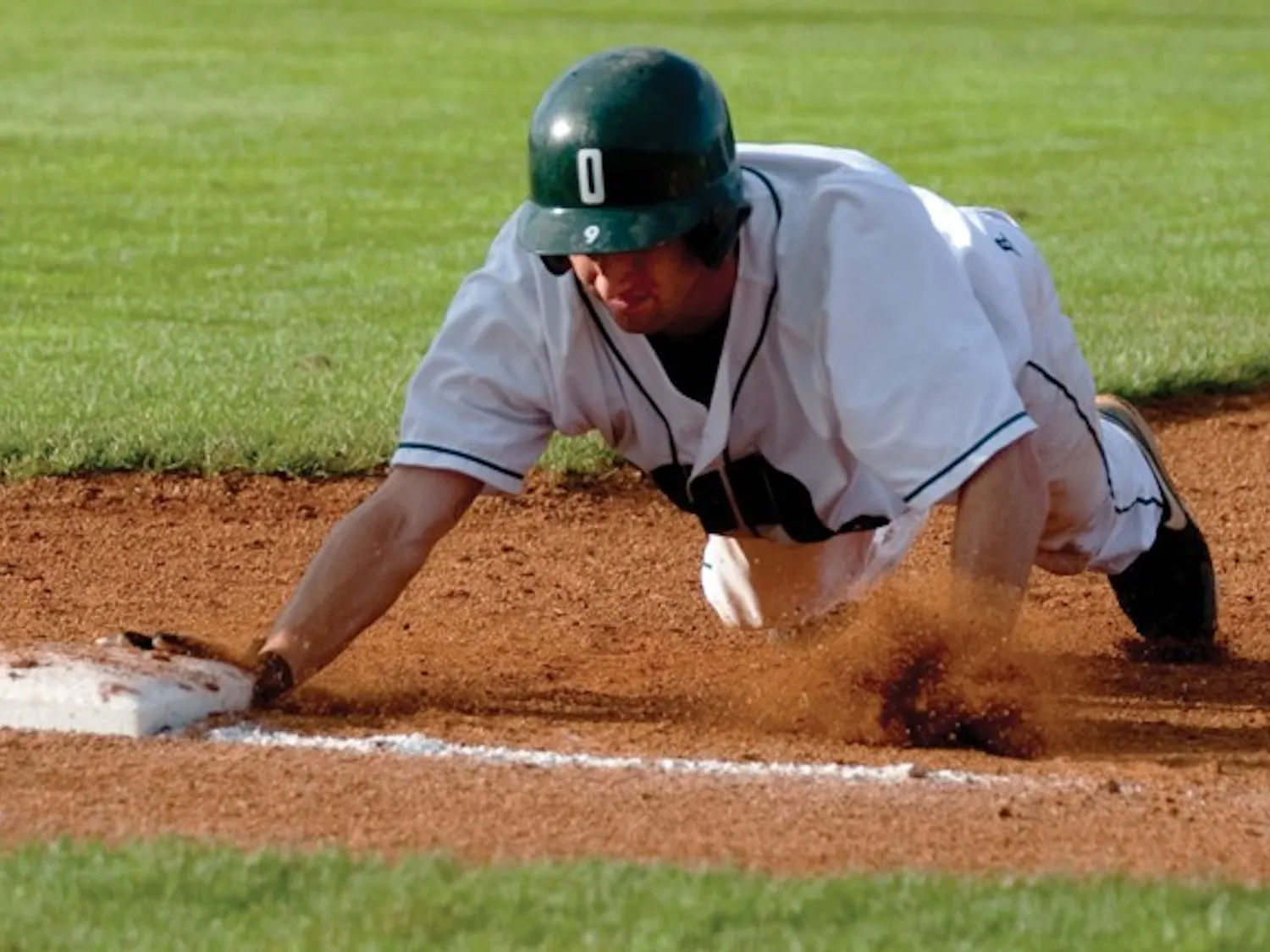 Baseball: Season ends despite series win