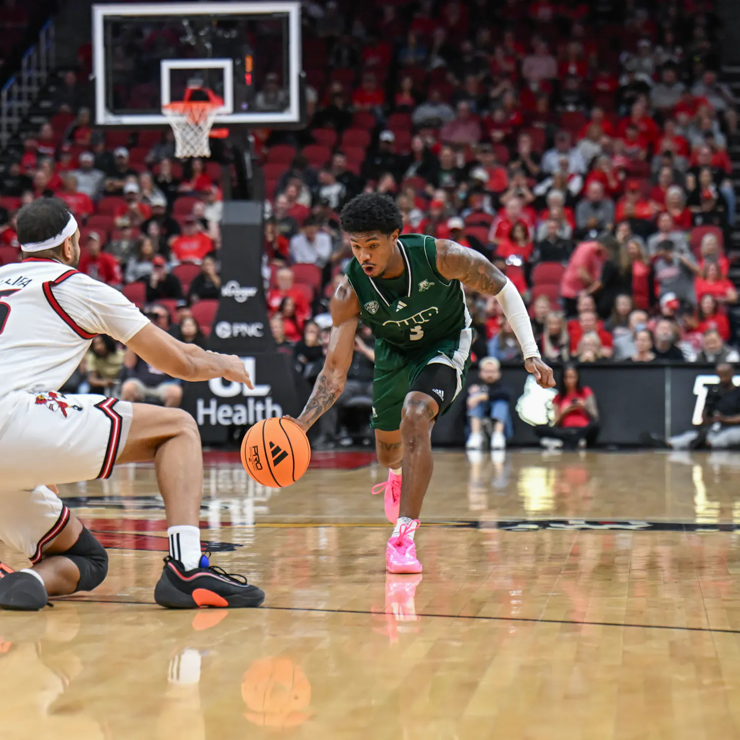 MBBvsLouisville_11_15_2025_Fouss_John_8.jpg