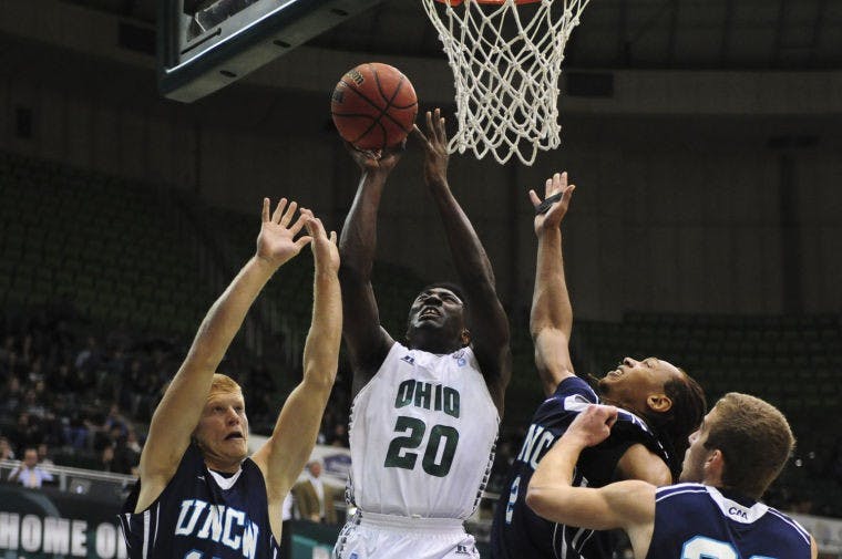 Slideshow: Men's Basketball vs. UNCW and Wofford  