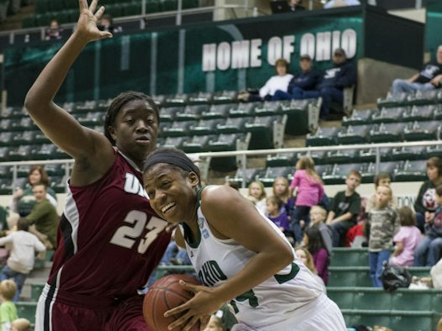 Slideshow: Women's Basketball vs. UMass