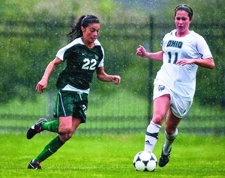 Soccer: Senior's versatility sets example for underclassmen  