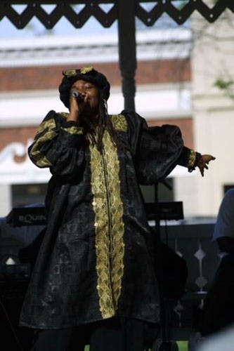 Poetry performer comes to Athens for Kwanzaa celebration  