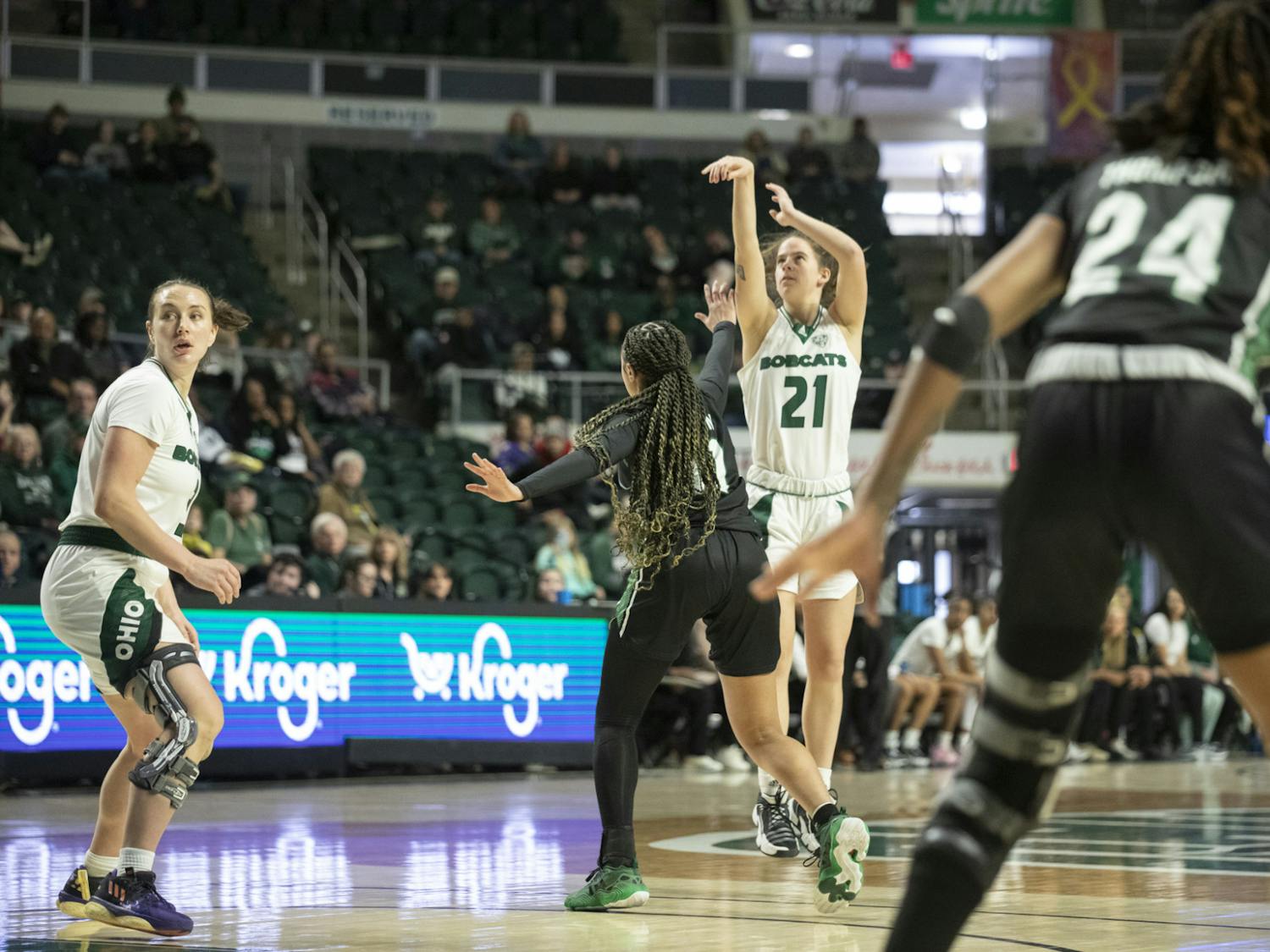 WBB Preview vs UIC_21_.jpg