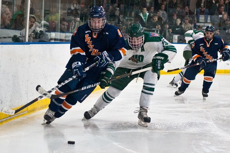 Hockey: Lindenwood takes chances, glides by Ohio  