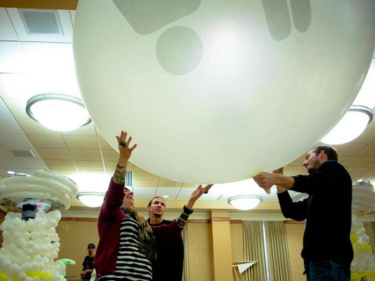 Toxic-themed balloon animals to grace Court Street tomorrow