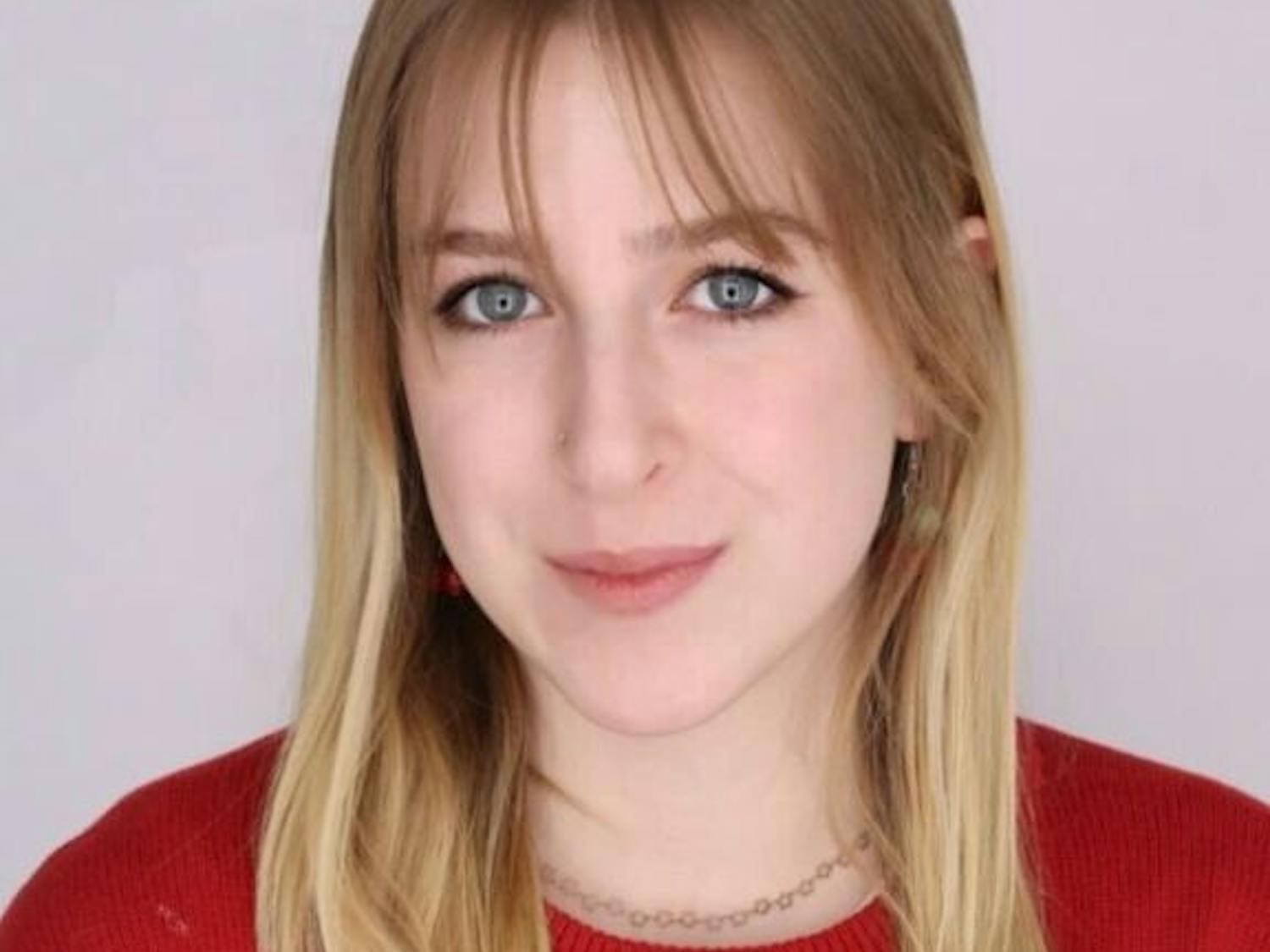 LIBBY EVANS HEADSHOT.jpg