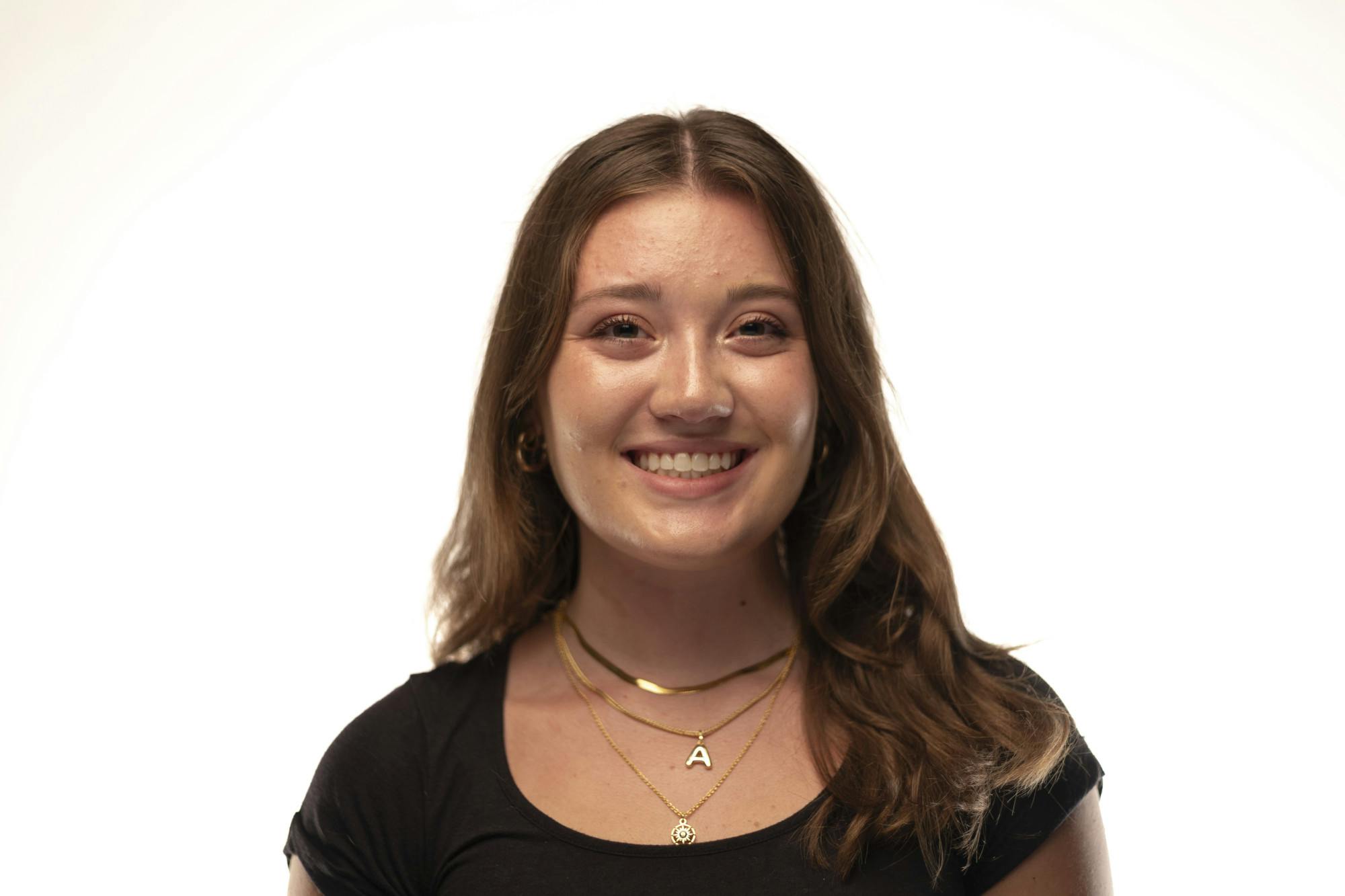 Leder Clara Headshot 2024 .jpg