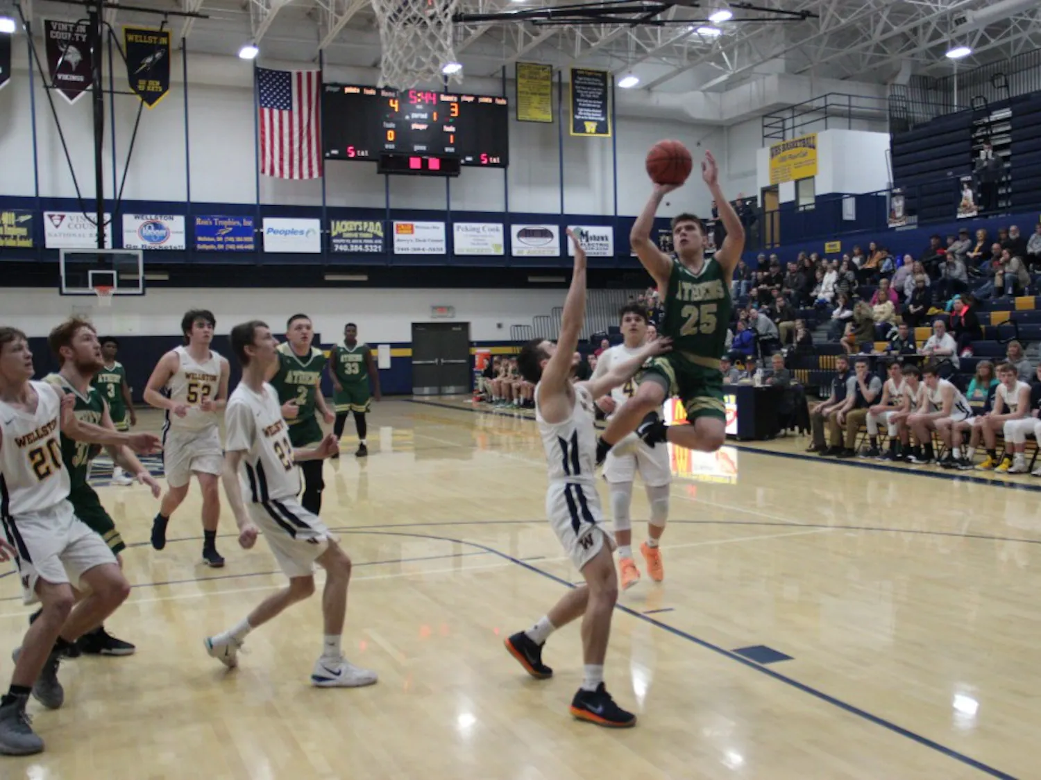 AthensBB Maxfield layup.jpg