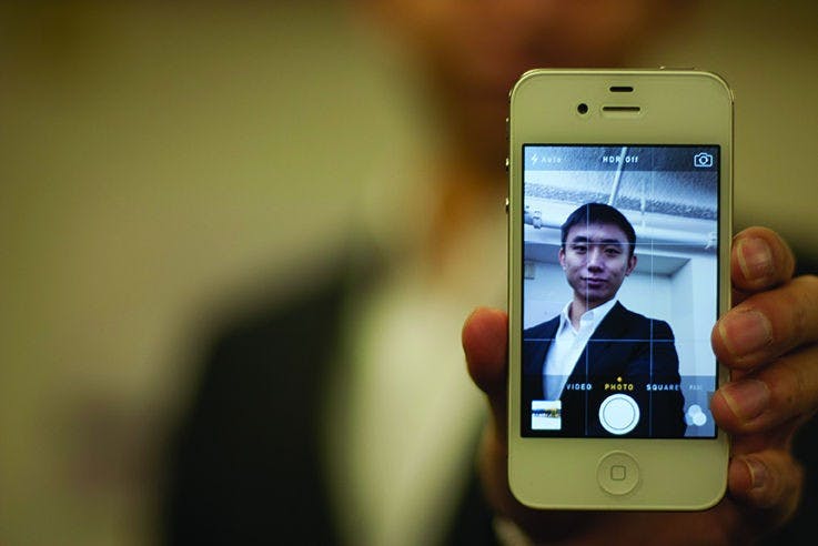 Student-designed fortune cookie app hits iTunes market  