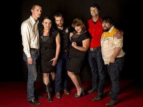 Brooklyn band Sweetback Sisters comes to Athens with a country and rock blend  