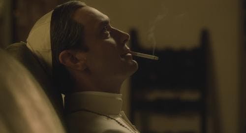 Lenny Belardo (Jude Law) slowly comes to&nbsp;terms in his relationships with those inside and outside the Vatican.&nbsp;