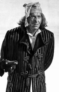 Deck the Green: The Grinch is Back  