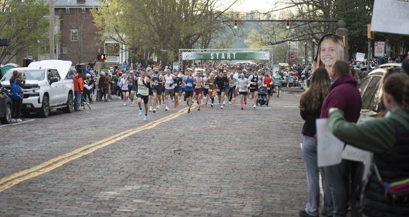 Athens Marathon makes history, encourages runners