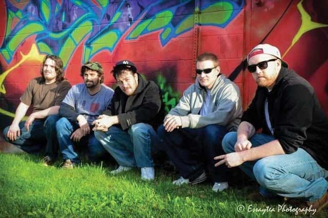 Artist with roots at Uptown bar releases solo album  