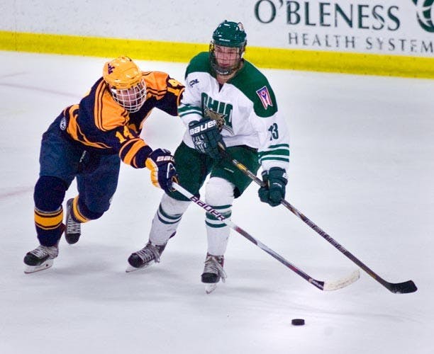 Hockey: 'Cats hope to redeem double losses  