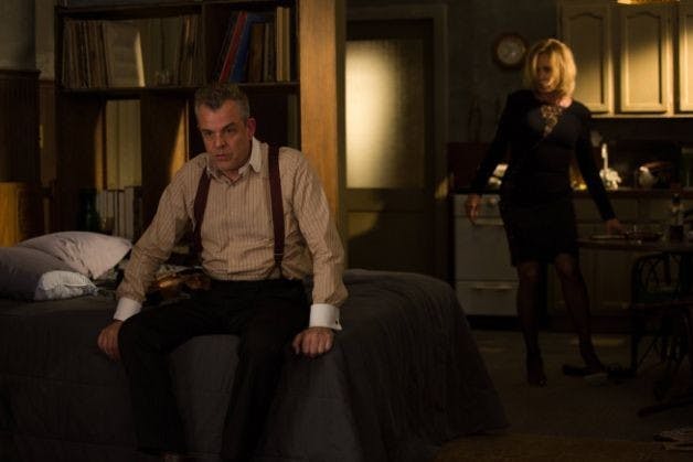 TV: ‘American Horror Story: Coven’ visits “the dead”  