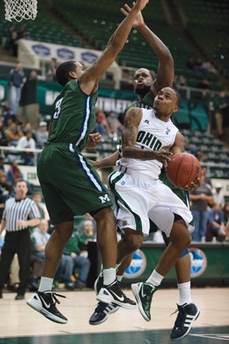 Men's Basketball: New faces bring Ohio tough win  
