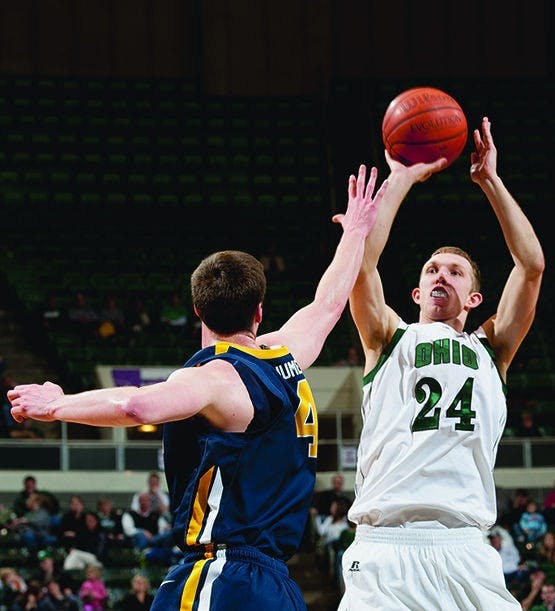 Men's Basketball: Scoring leader departs for Europe  