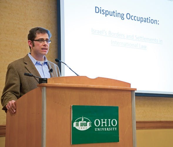 Law professor sees current Israeli, Palestinian borders as false  