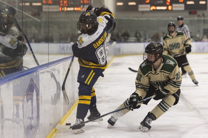 Hockey: Ohio stays hot, shuts out Canisius