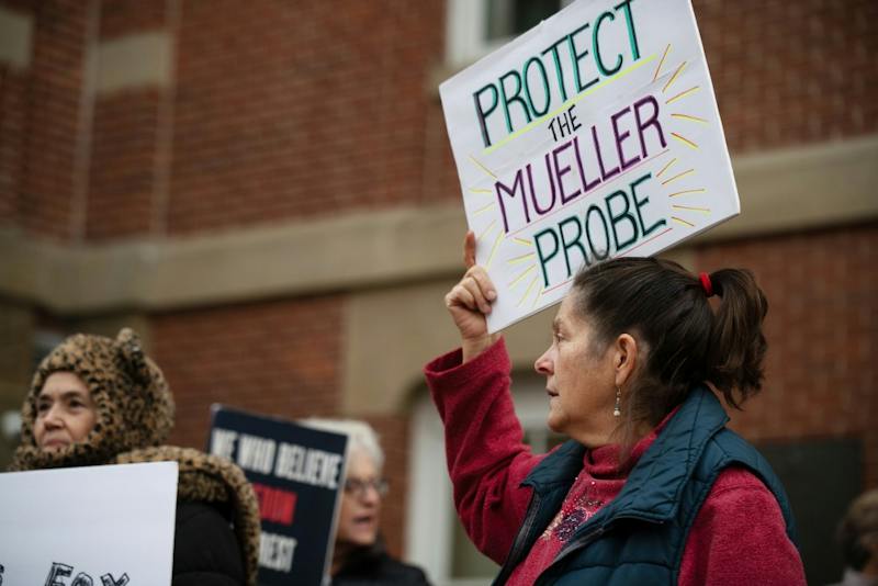 Protesters gather by courthouse to protest Sessions resignation