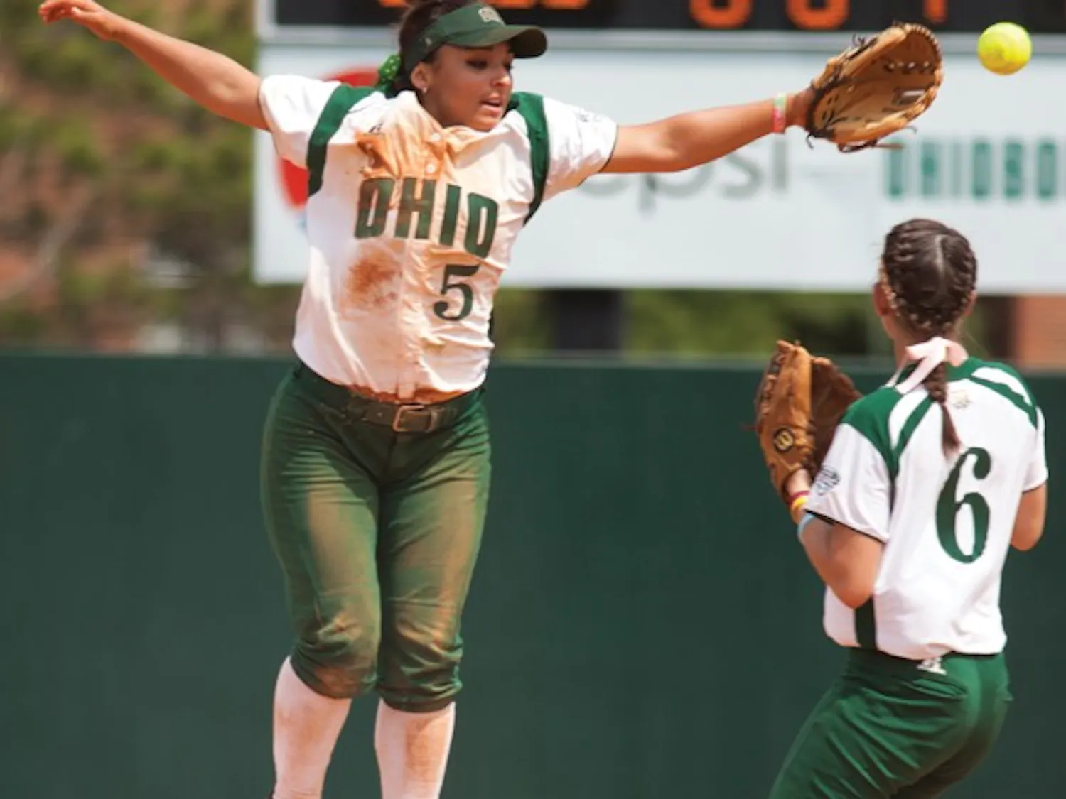 Softball: Walk-off sinks Zips in sweep