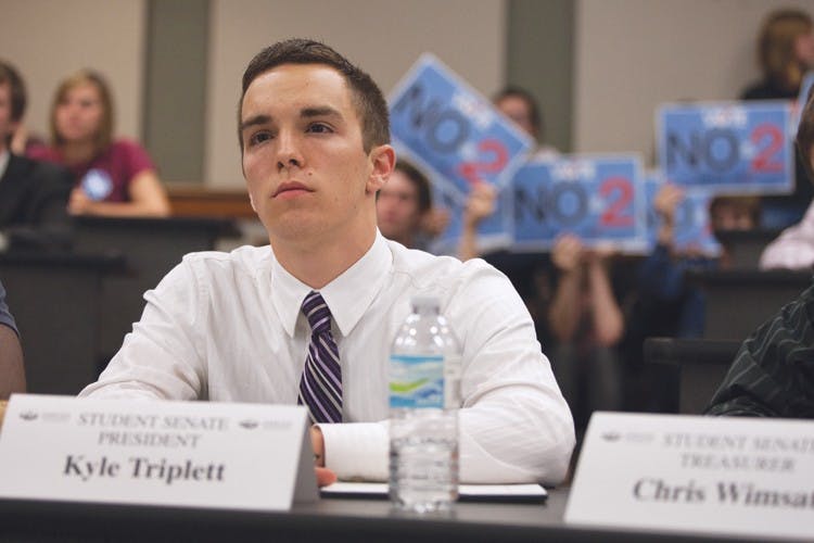Student Senate: Execs renege on SB 5 vote ruling  