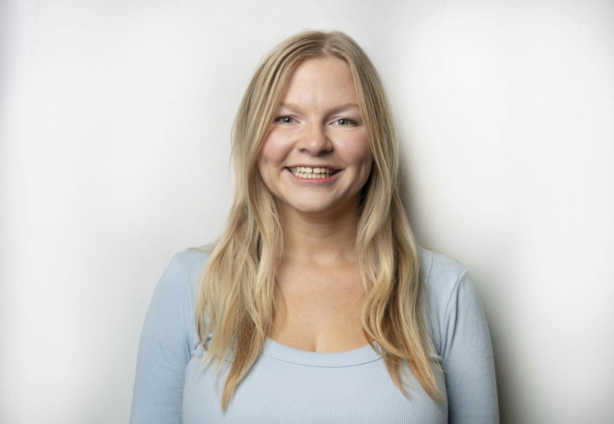 Erion Emma _ Headshot 2024 .JPG