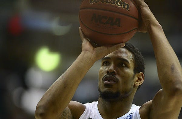 Men's Basketball: Kellogg closes college career on high note  