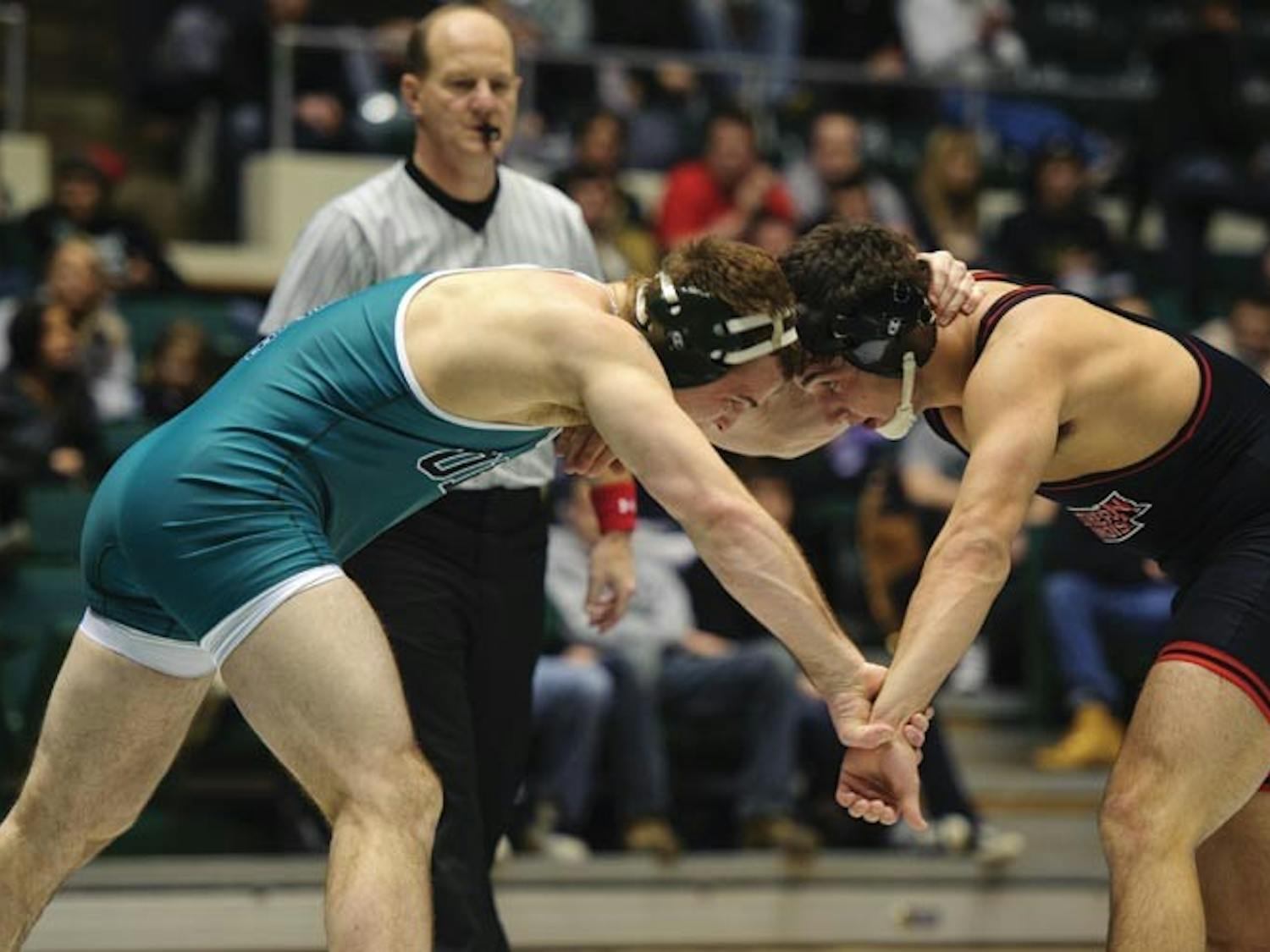 Wrestling: Despite team loss, 3 'Cats head to nationals