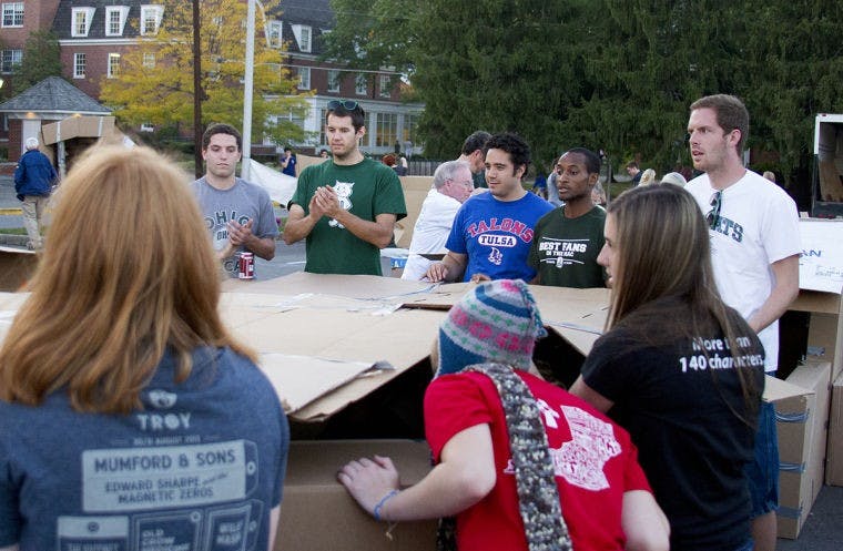 Students give time to help, volunteer around Athens  