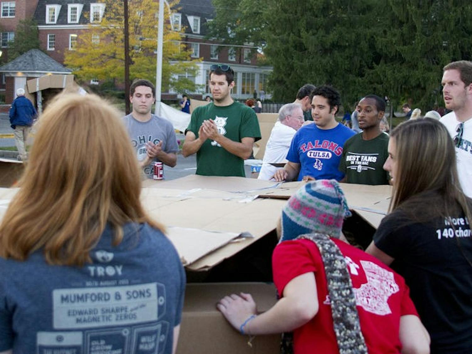 Students give time to help, volunteer around Athens