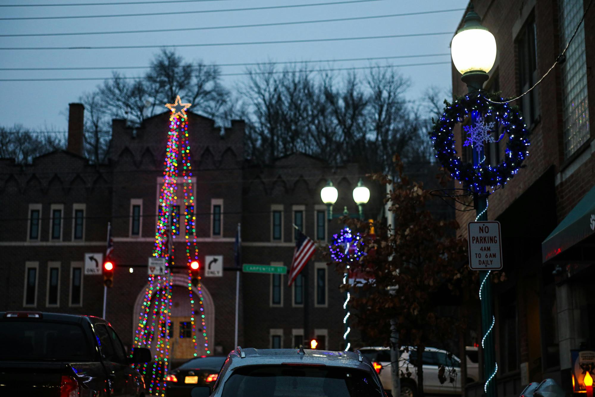 CharityforChristmas-14/16- Student orgs_Brown_.JPG