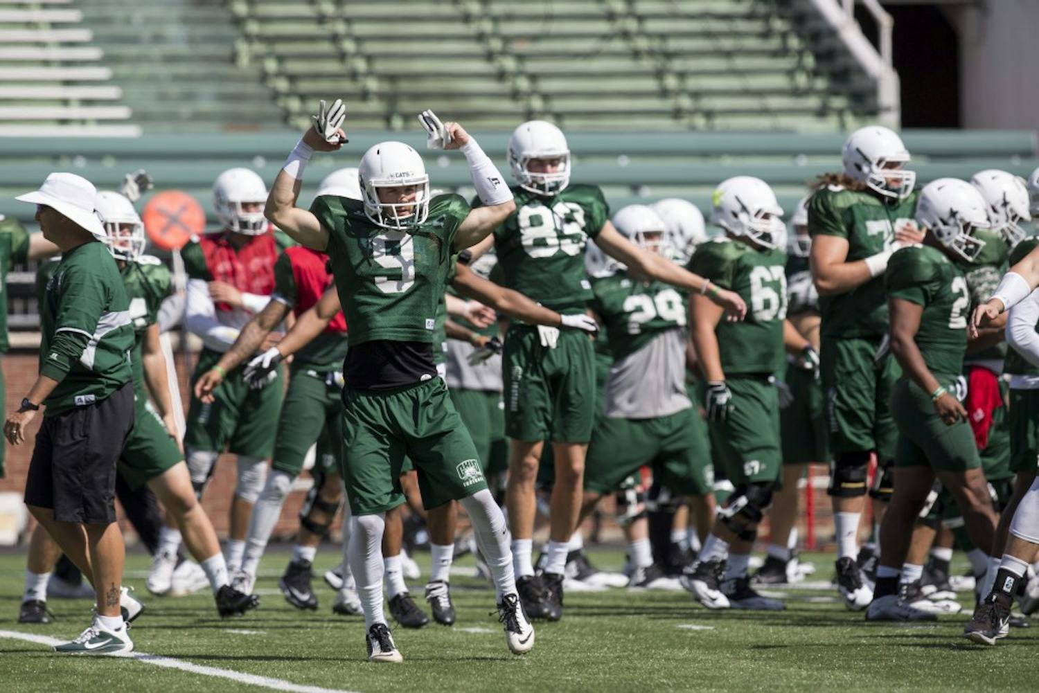 Ohio wide receiver Andrew Meyer running drills at football practice on August 22, 2016. (LAUREN BACHO | PHOTO EDITOR)