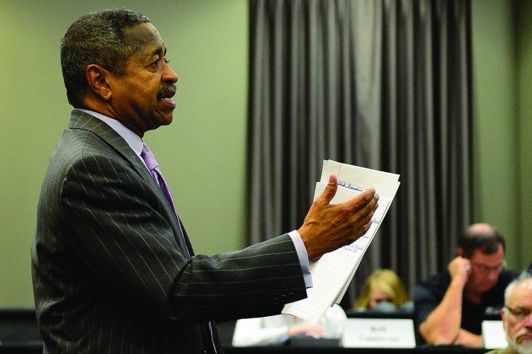 Faculty Senate approves streamlined tenure process  