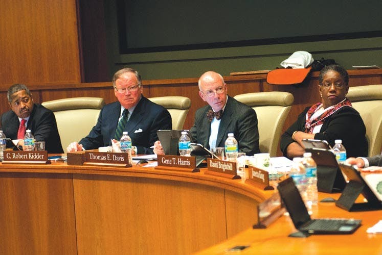 Columbus City Schools superintendent steps down after 3 decades  