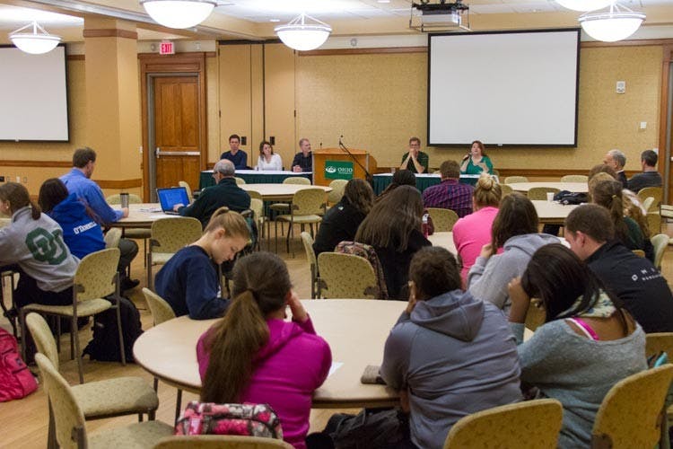 Panel discusses social media safety  