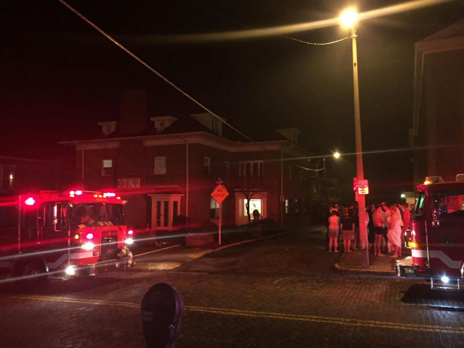 Early-morning fire at Phi Kappa Psi fraternity house  