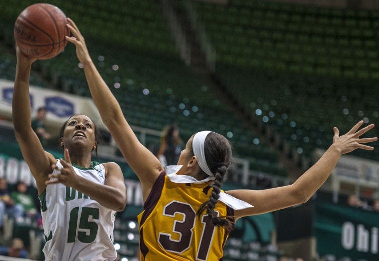 Slideshow: Women's Basketball vs. CMU  