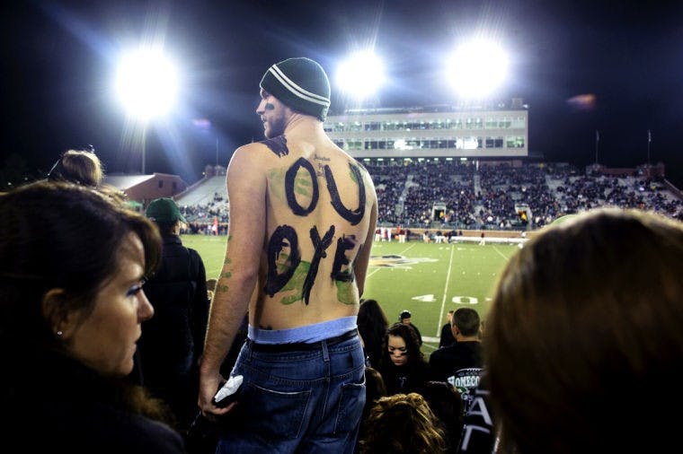 Football: Bobcats come from behind to defeat Owls  