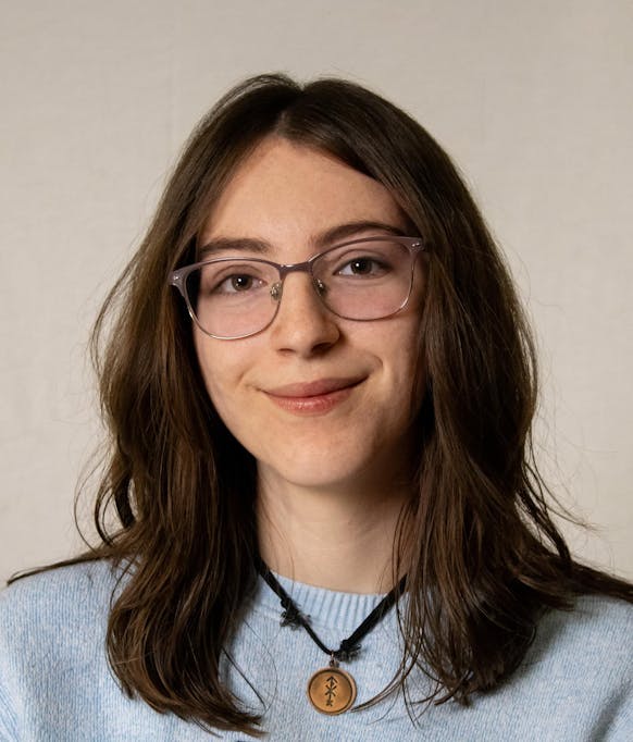 Headshot of student.