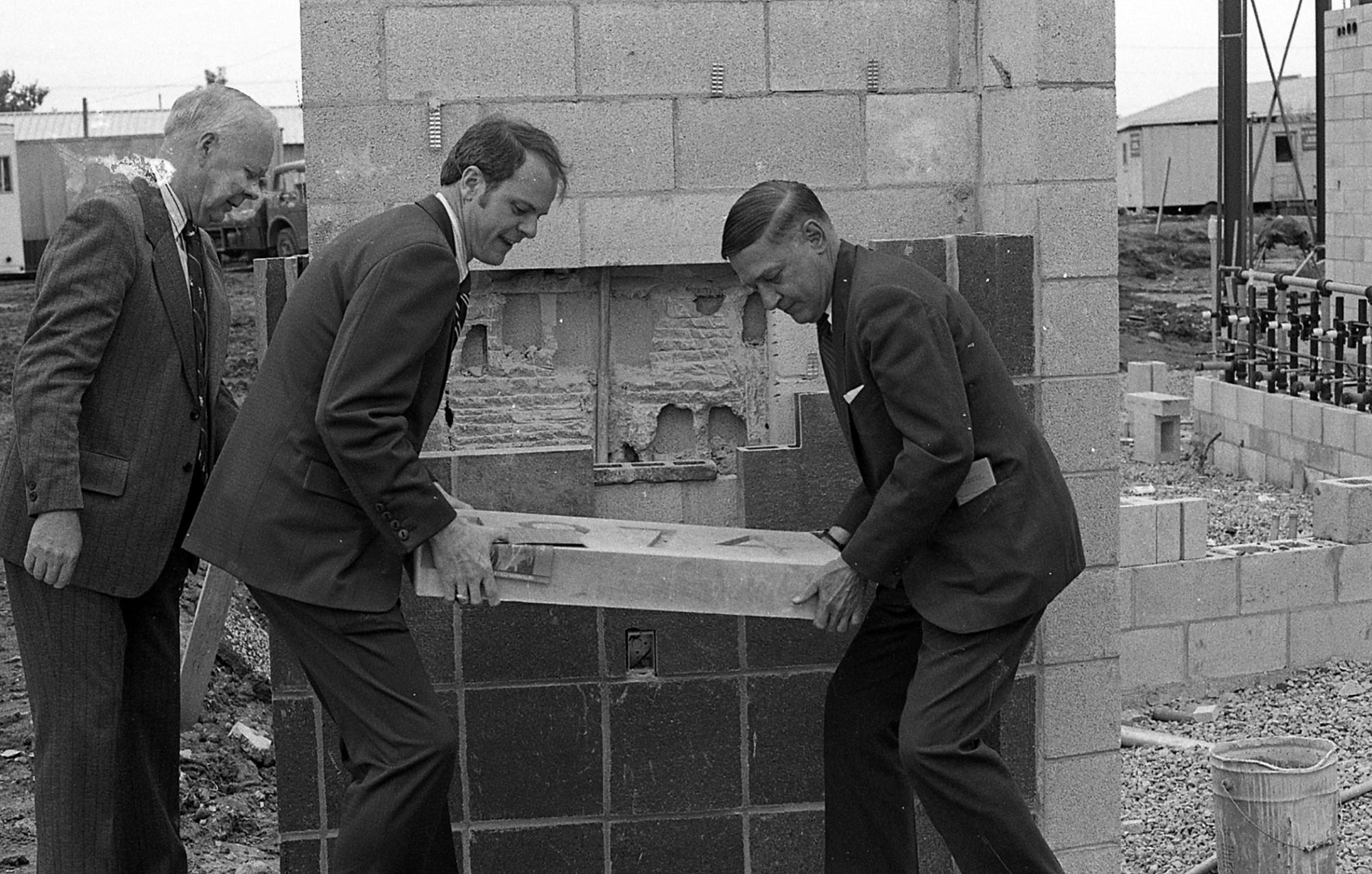 President Emeritus Kerr at the Rike Construction