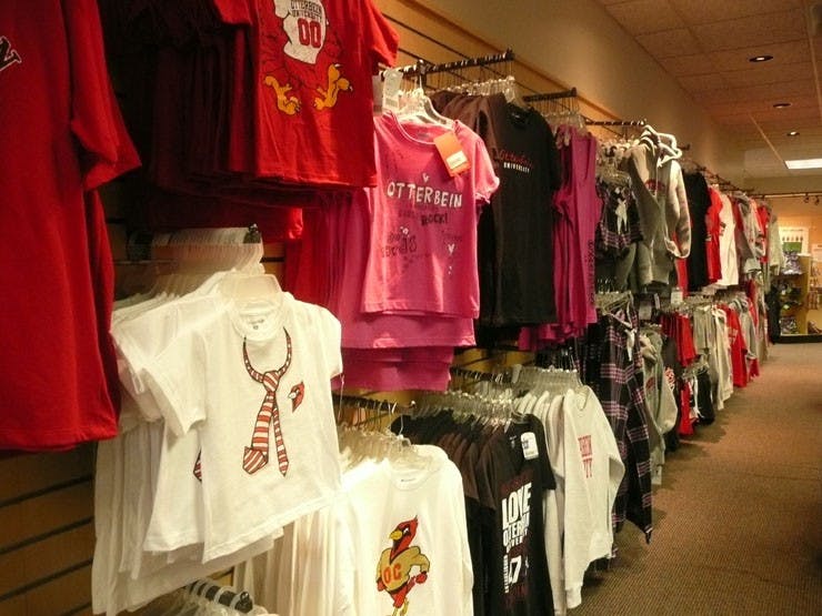 1089_bookstoreclothesf.jpg