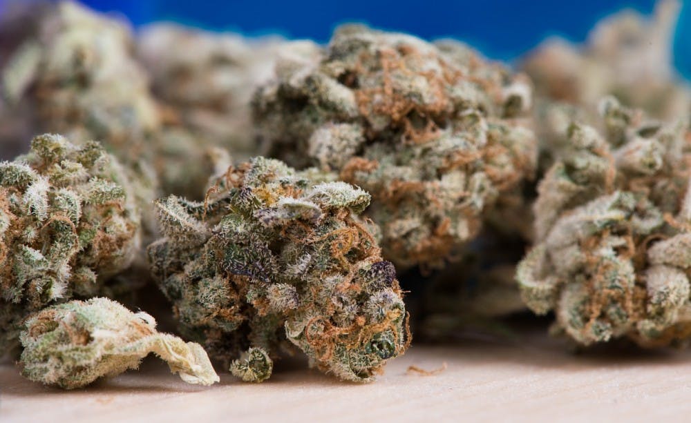 cannabis2150543_1280