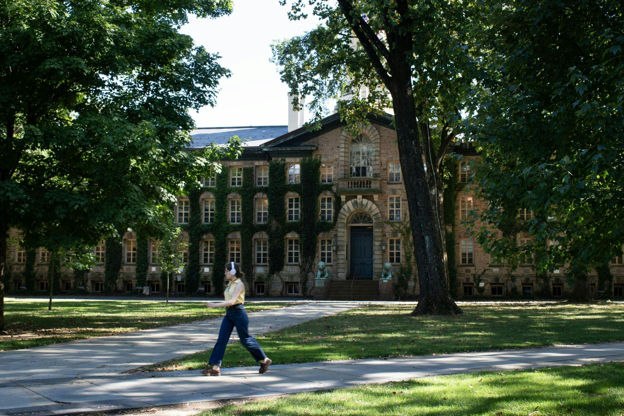 NassauHall1.jpg