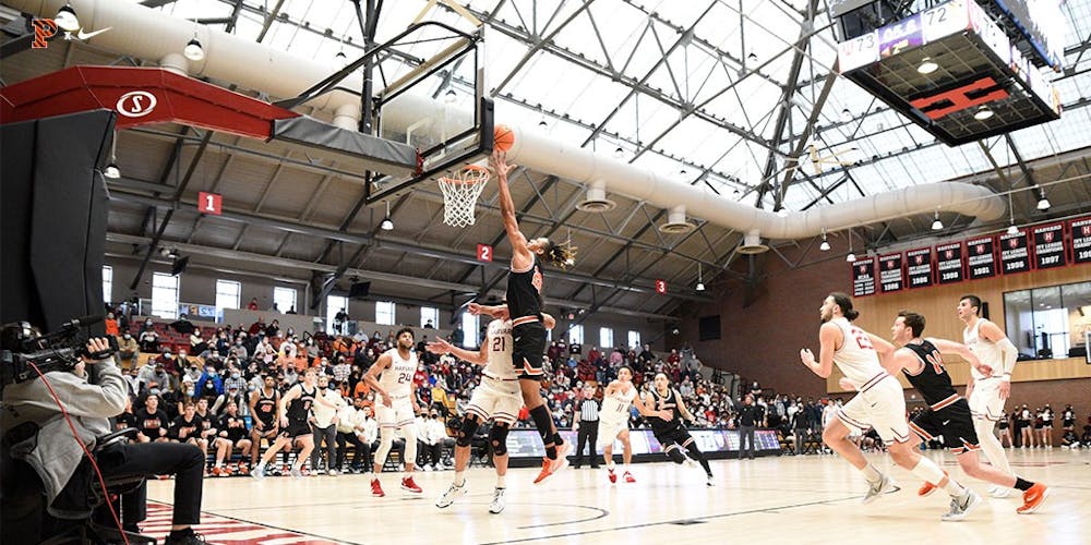 <h5>Men’s basketball is close to joining women’s basketball as an outright Ivy League regular season champion.</h5>
<h6>Courtesy of @PrincetonMBB/Twitter.</h6>