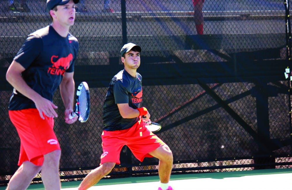 menstennis_yashhuilgol_staff