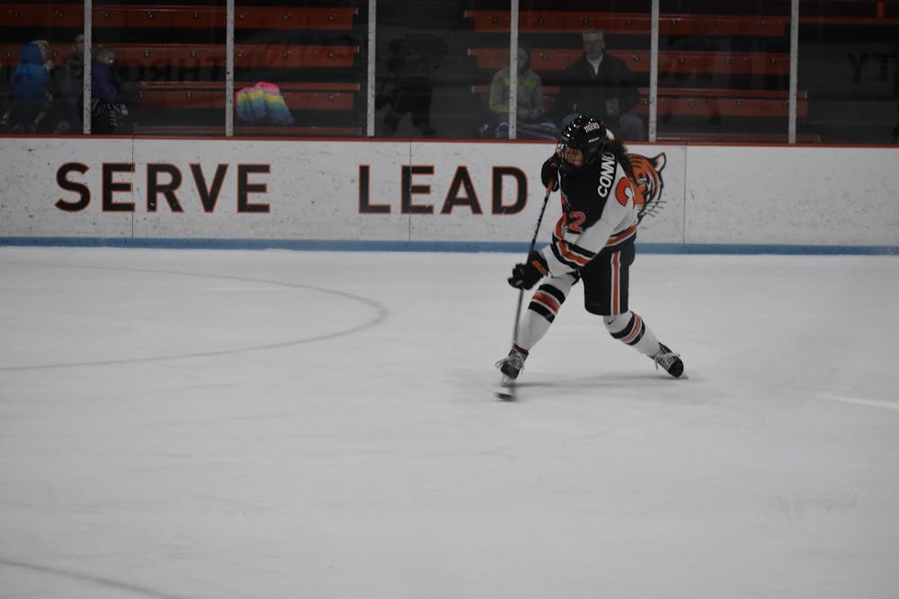 connors women's hockey