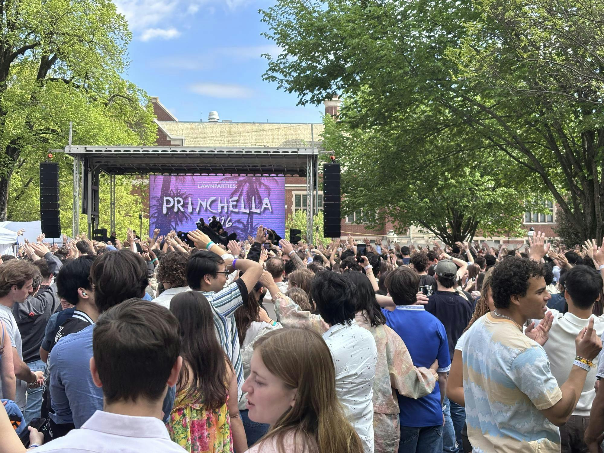 Hundreds of students gathered to watch Fetty Wap. 
