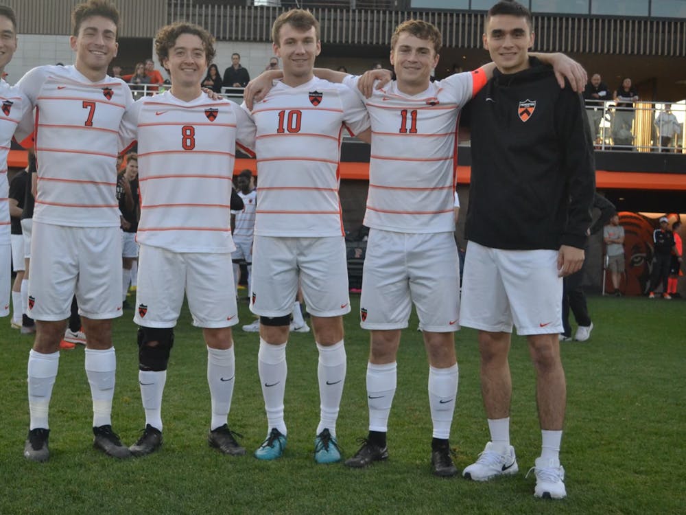 Web_Mens_Soccer_Seniors_22_K9BKF.png
